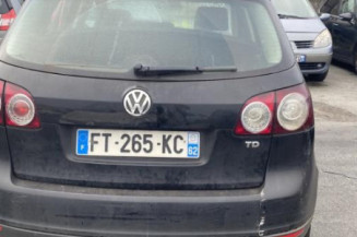 Pare boue arriere droit VOLKSWAGEN GOLF PLUS