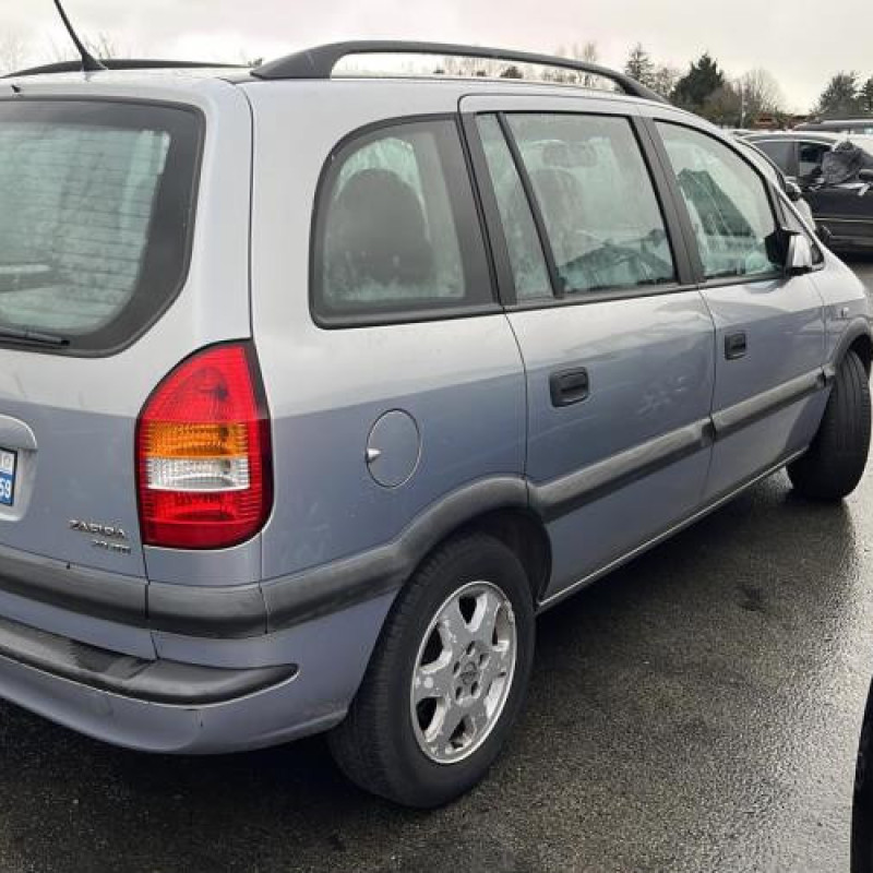 Vitre arriere droit OPEL ZAFIRA A Photo n°10