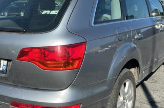 Vitre arriere droit AUDI Q7 1