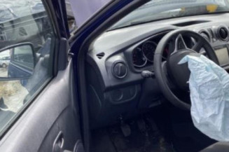 Custode arriere droit (porte) DACIA SANDERO 2