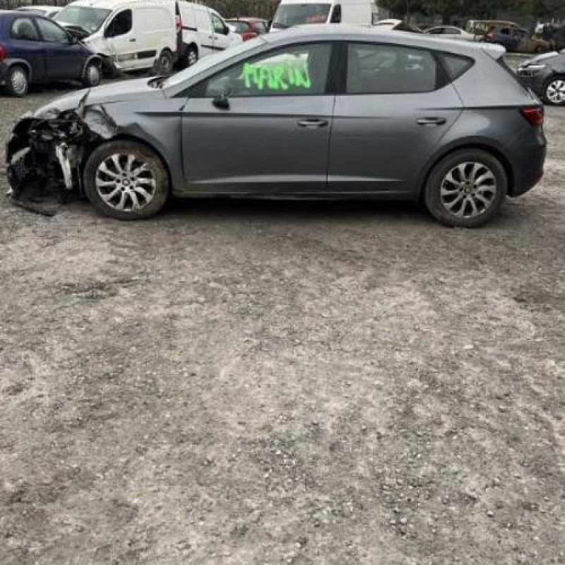 Custode arriere droit SEAT LEON 3 Photo n°8