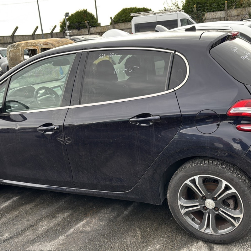 PEUGEOT 208 1 PHASE 1 1.6 HDI - 8V TURBO Photo n°7