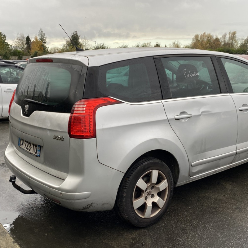 PEUGEOT 5008 1 PHASE 1 1.6 HDI - 8V TURBO Photo n°3