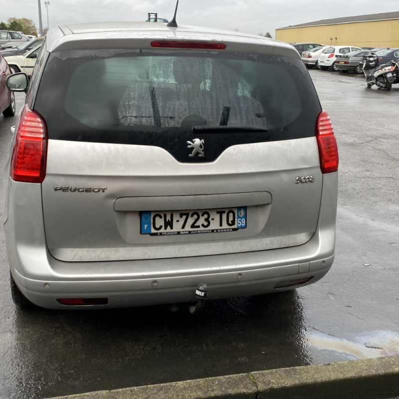 PEUGEOT 5008 1 PHASE 1 1.6 HDI - 8V TURBO Photo n°5