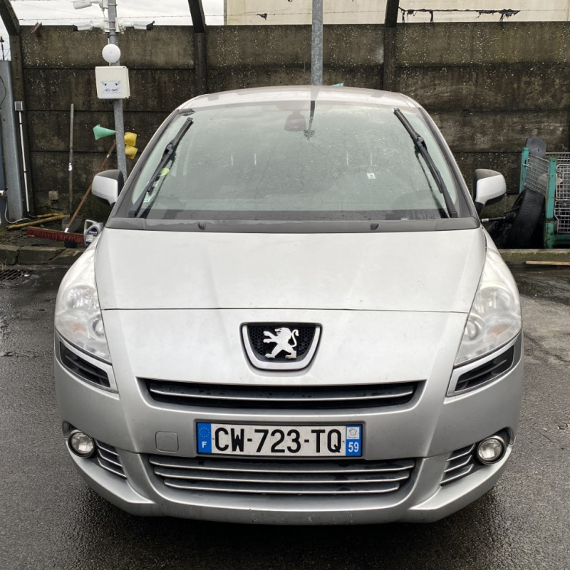 PEUGEOT 5008 1 PHASE 1 1.6 HDI - 8V TURBO Photo n°6