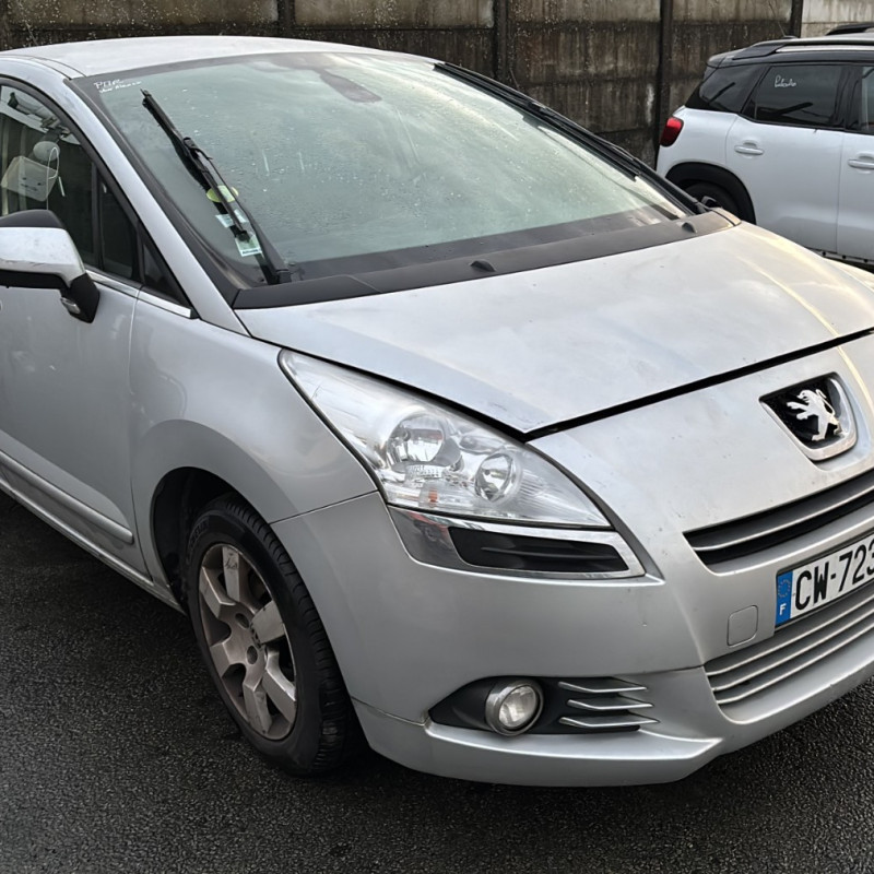 PEUGEOT 5008 1 PHASE 1 1.6 HDI - 8V TURBO Photo n°14