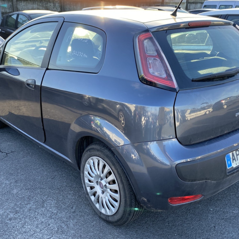 FIAT PUNTO EVO 3 1.3 JTD - 16V TURBO MULTIJET Photo n°3