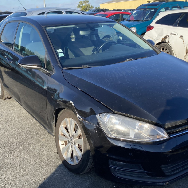 VOLKSWAGEN GOLF 7 PHASE 1 1.6 TDI - 16V TURBO Photo n°2