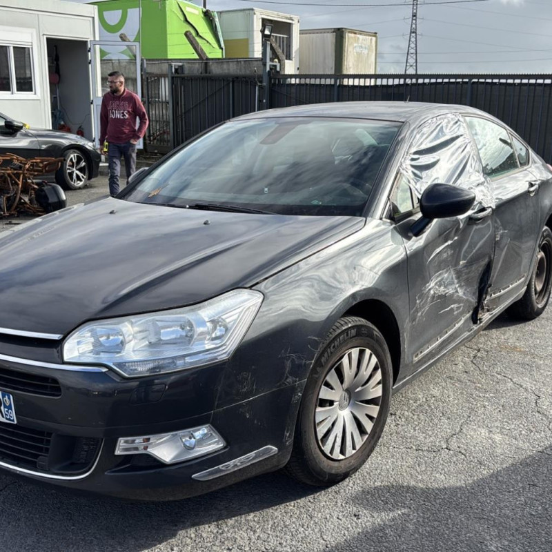 CITROEN C5 2 1.6 HDI - 16V TURBO Photo n°1