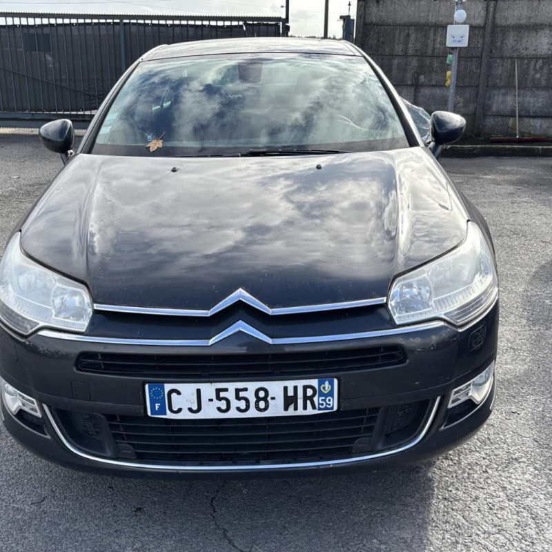 CITROEN C5 2 1.6 HDI - 16V TURBO Photo n°8