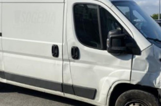 Pare choc arriere PEUGEOT BOXER 3