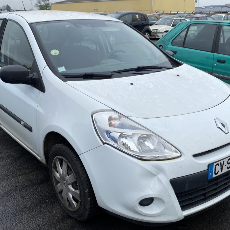 RENAULT CLIO 3 PHASE 2 1.5 DCI - 8V TURBO Photo n°2