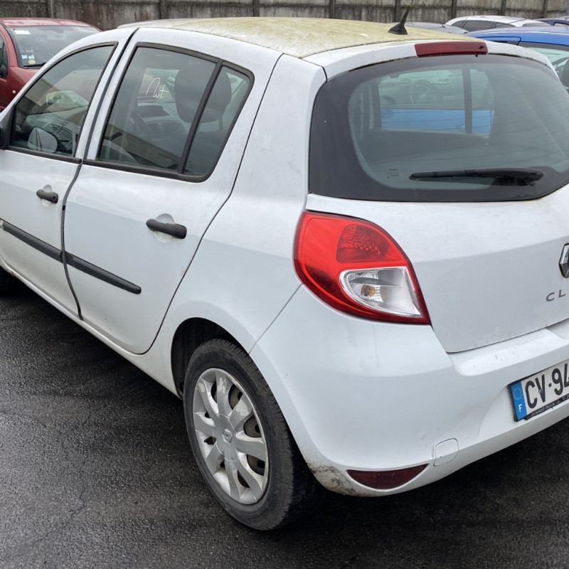 RENAULT CLIO 3 PHASE 2 1.5 DCI - 8V TURBO Photo n°4