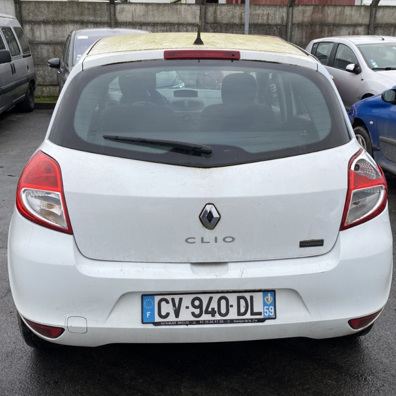 RENAULT CLIO 3 PHASE 2 1.5 DCI - 8V TURBO Photo n°5