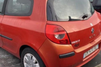 Boitier UCH RENAULT CLIO 3