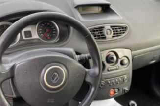 Boitier UCH RENAULT CLIO 3