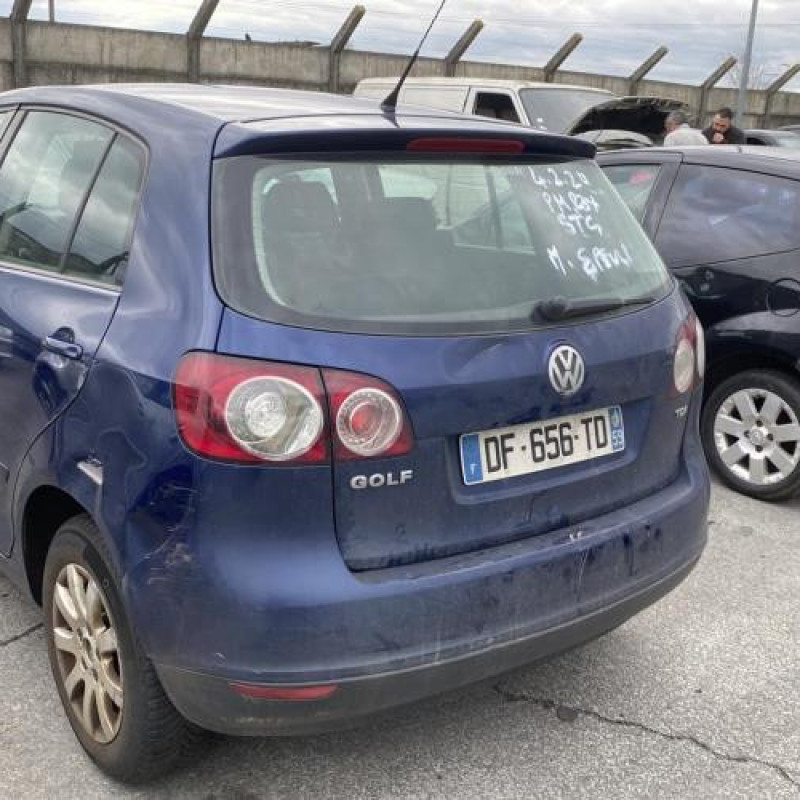 Pare choc arriere VOLKSWAGEN GOLF PLUS Photo n°14