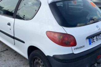 Pare choc arriere PEUGEOT 206