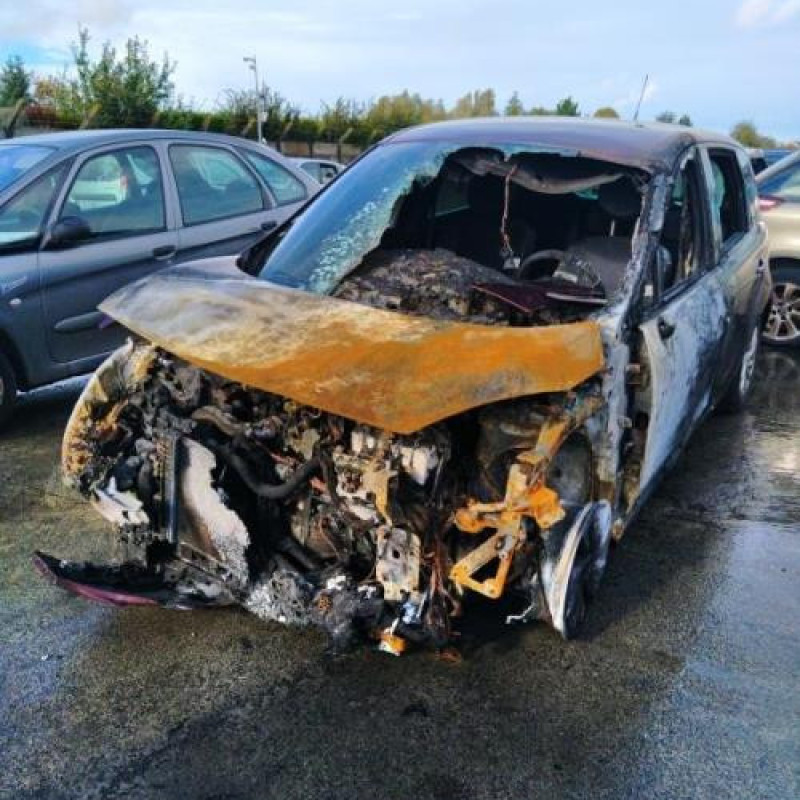 Anti brouillard arriere gauche RENAULT SCENIC 3 Photo n°4