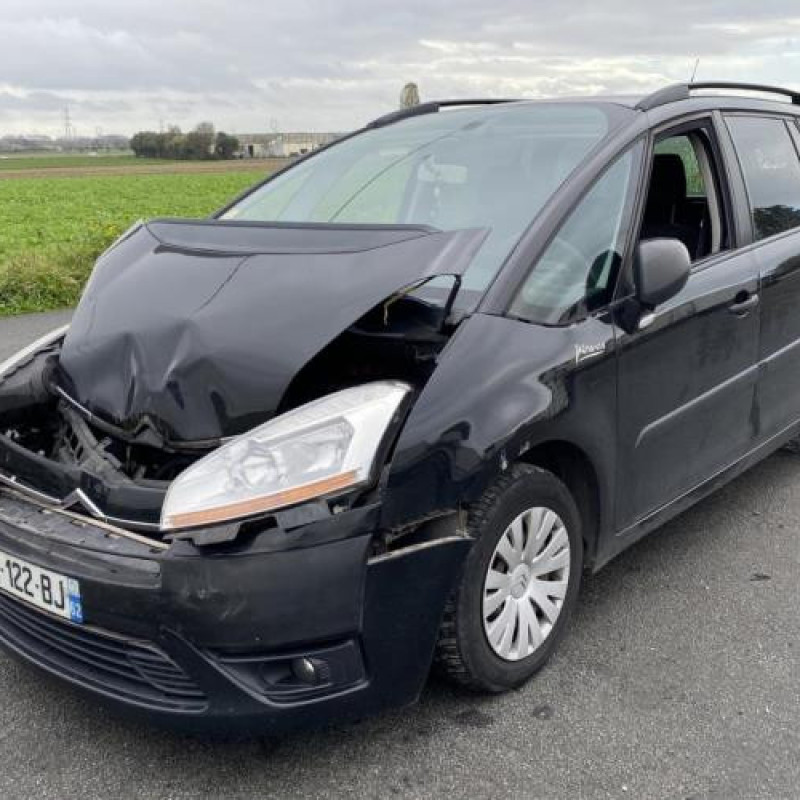 Anti brouillard arriere gauche CITROEN C4 GRAND PICASSO 1 Photo n°4