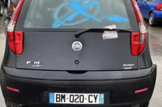 Custode arriere droit FIAT PUNTO 2