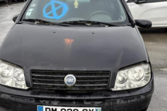 Custode arriere droit FIAT PUNTO 2