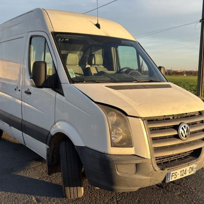 Pare choc arriere VOLKSWAGEN CRAFTER 1 Photo n°3