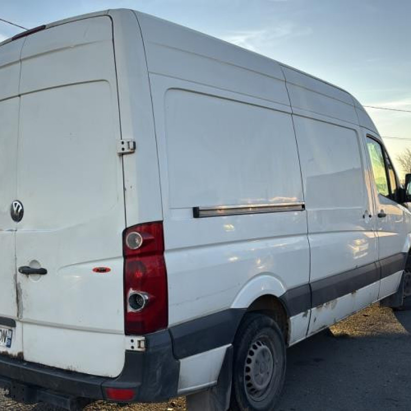 Pare choc arriere VOLKSWAGEN CRAFTER 1 Photo n°4