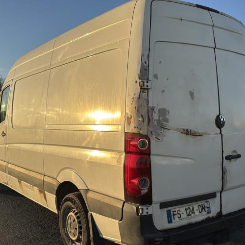 Pare choc arriere VOLKSWAGEN CRAFTER 1 Photo n°5