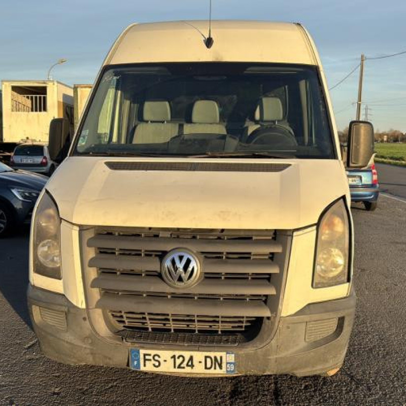 Pare choc arriere VOLKSWAGEN CRAFTER 1 Photo n°9