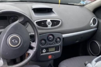 Boitier UCH RENAULT CLIO 3