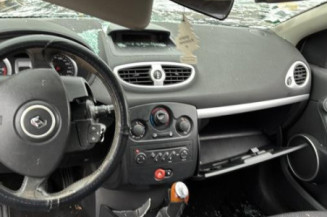 Boitier UCH RENAULT CLIO 3