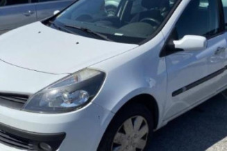 Boitier UCH RENAULT CLIO 3