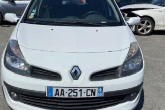 Boitier UCH RENAULT CLIO 3