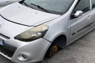 Boitier UCH RENAULT CLIO 3