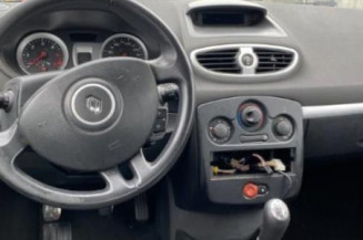 Boitier UCH RENAULT CLIO 3