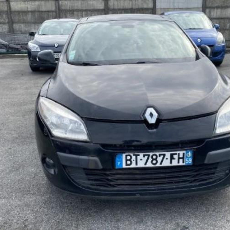 Boitier UCH RENAULT MEGANE 3 Photo n°16