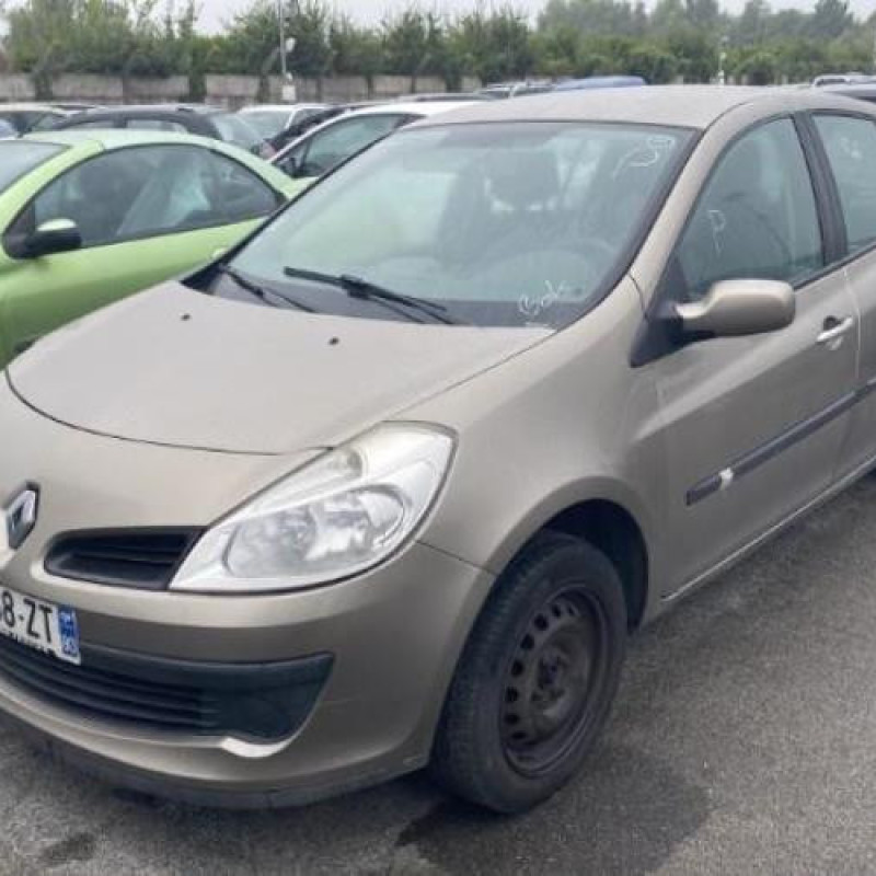 Boitier UCH RENAULT CLIO 3 Photo n°4