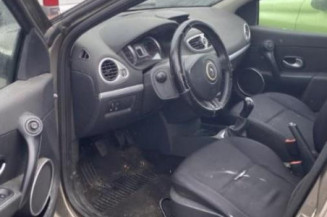 Boitier UCH RENAULT CLIO 3