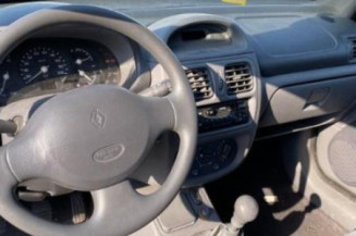 Pompe de direction RENAULT CLIO 2