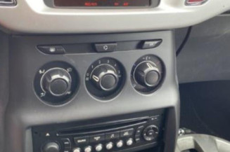 Poignee interieur avant droit CITROEN C3 2