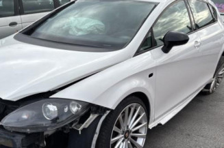 Poignee interieur arriere droit SEAT LEON 2