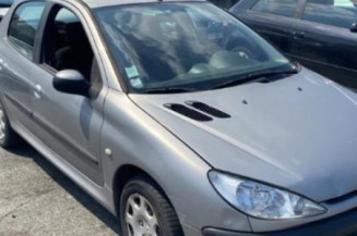 Pare choc arriere PEUGEOT 206