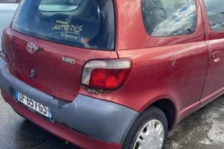 Pare choc arriere TOYOTA YARIS 1