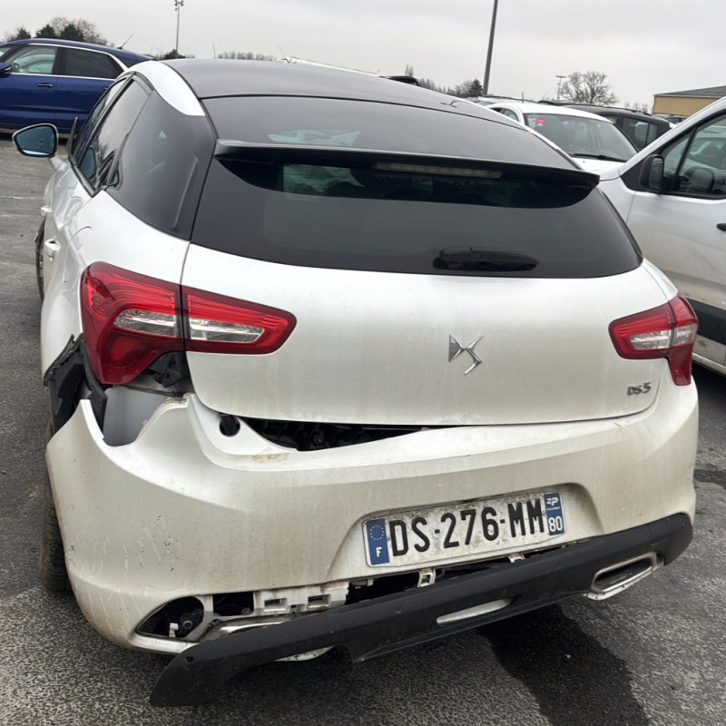 DS DS5 PHASE 2 2.0 BLUE HDI - 16V TURBO Photo n°6