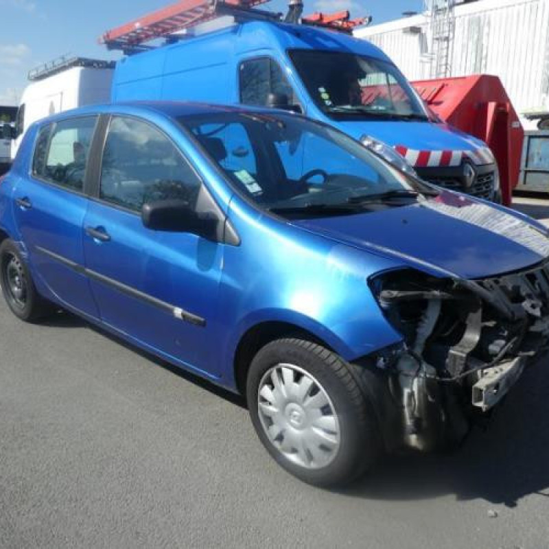 Boitier UCH RENAULT CLIO 3 Photo n°5