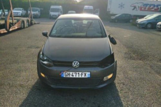 Pompe de direction VOLKSWAGEN POLO 5