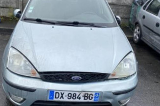 Pare choc arriere FORD FOCUS 1