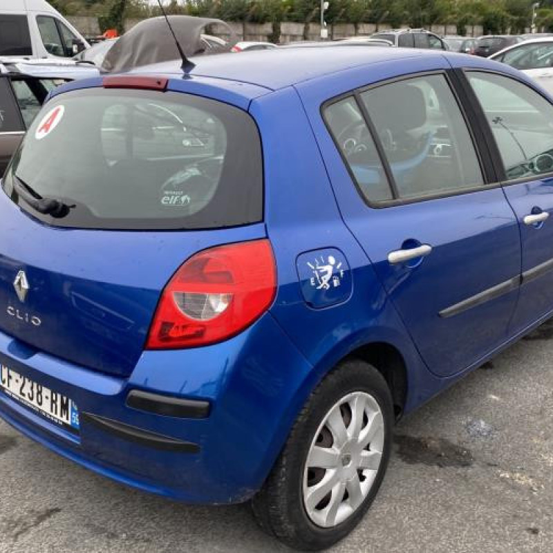 Boitier UCH RENAULT CLIO 3 Photo n°7