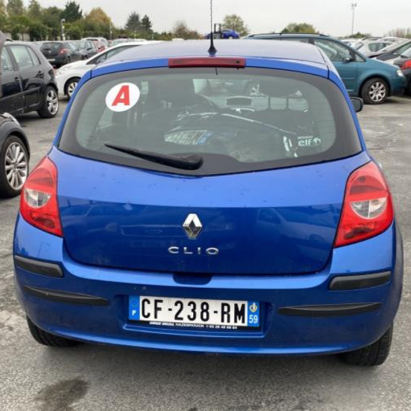 Boitier UCH RENAULT CLIO 3 Photo n°9